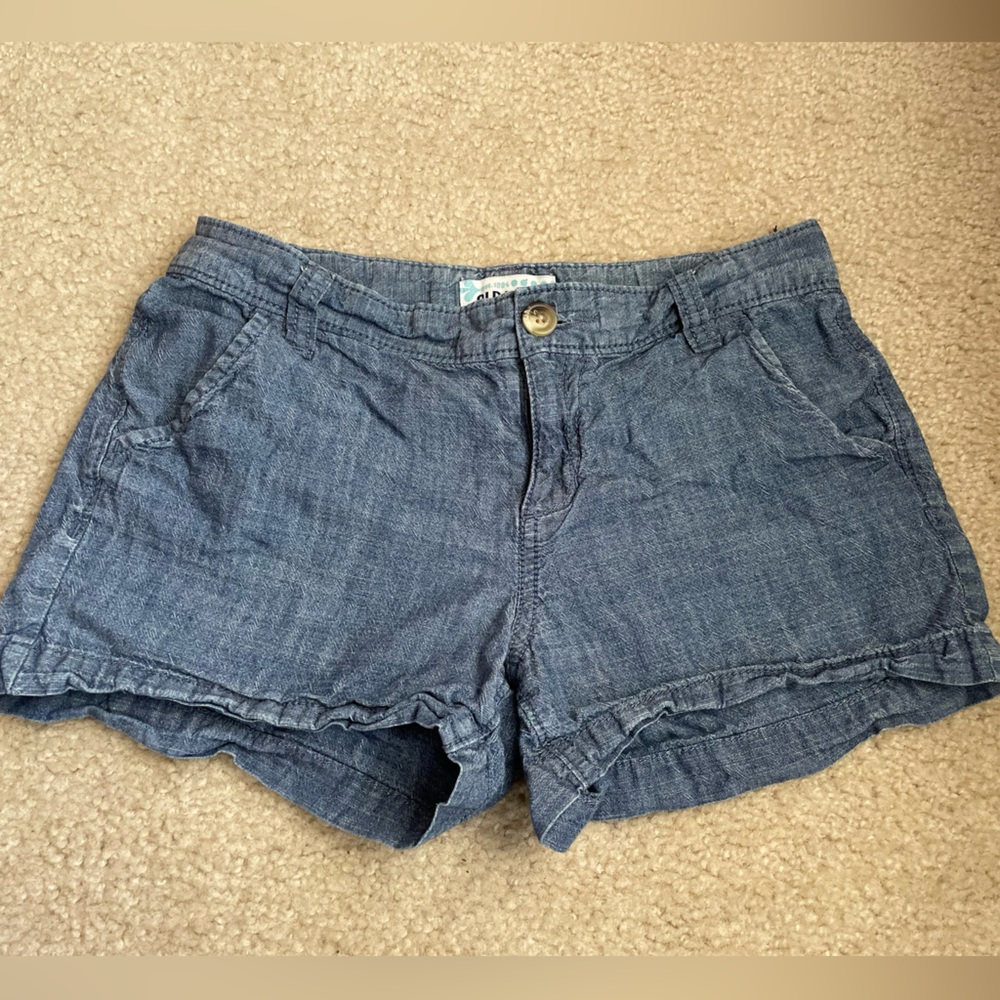 Old Navy Denim Shorts in Medium Blue
